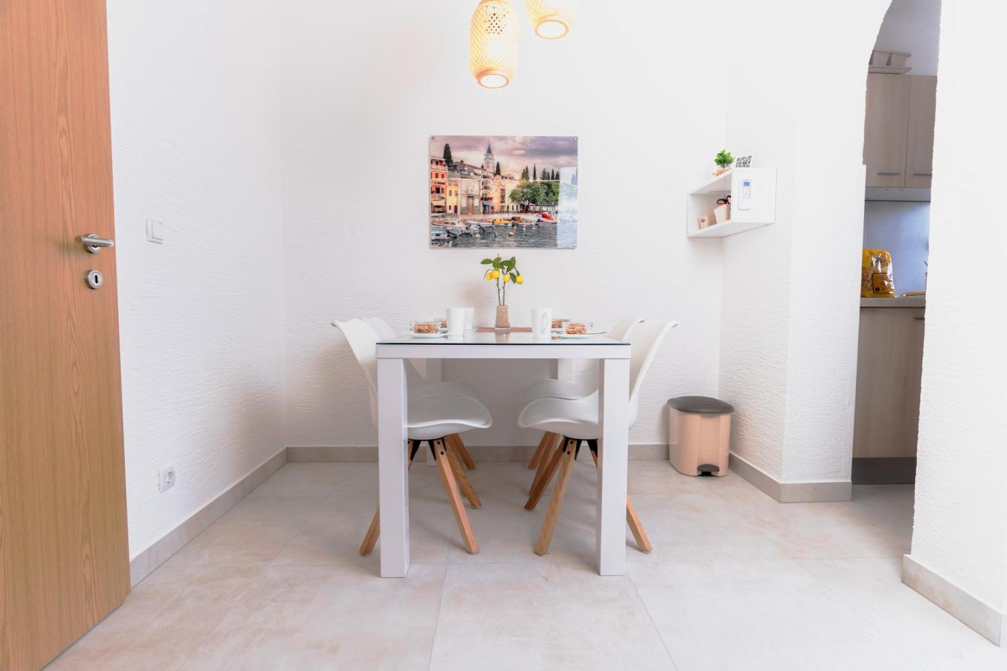 Vila Sabrina Selce Exteriör bild
